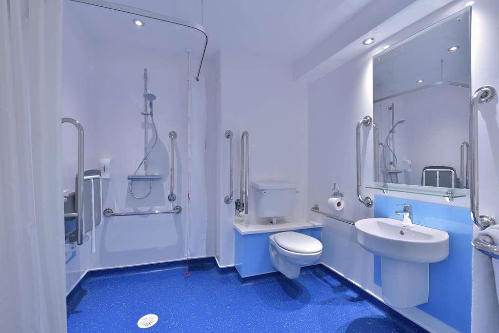 Travelodge Caerphilly Quarto foto