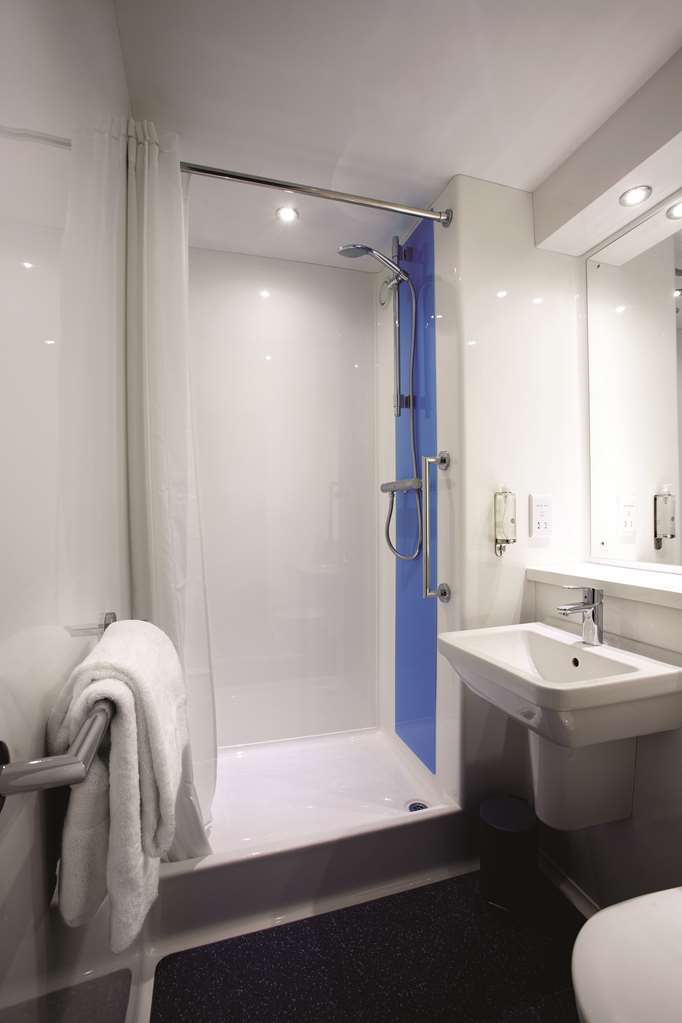 Travelodge Caerphilly Quarto foto